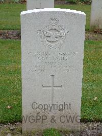 Reichswald Forest War Cemetery - Richards, John